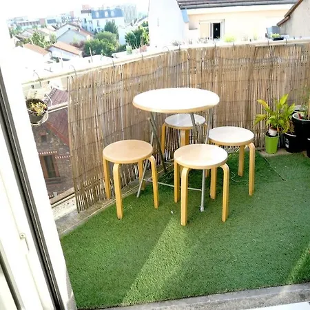 Apartment : 2 Pieces Proche A86 Et Commerces